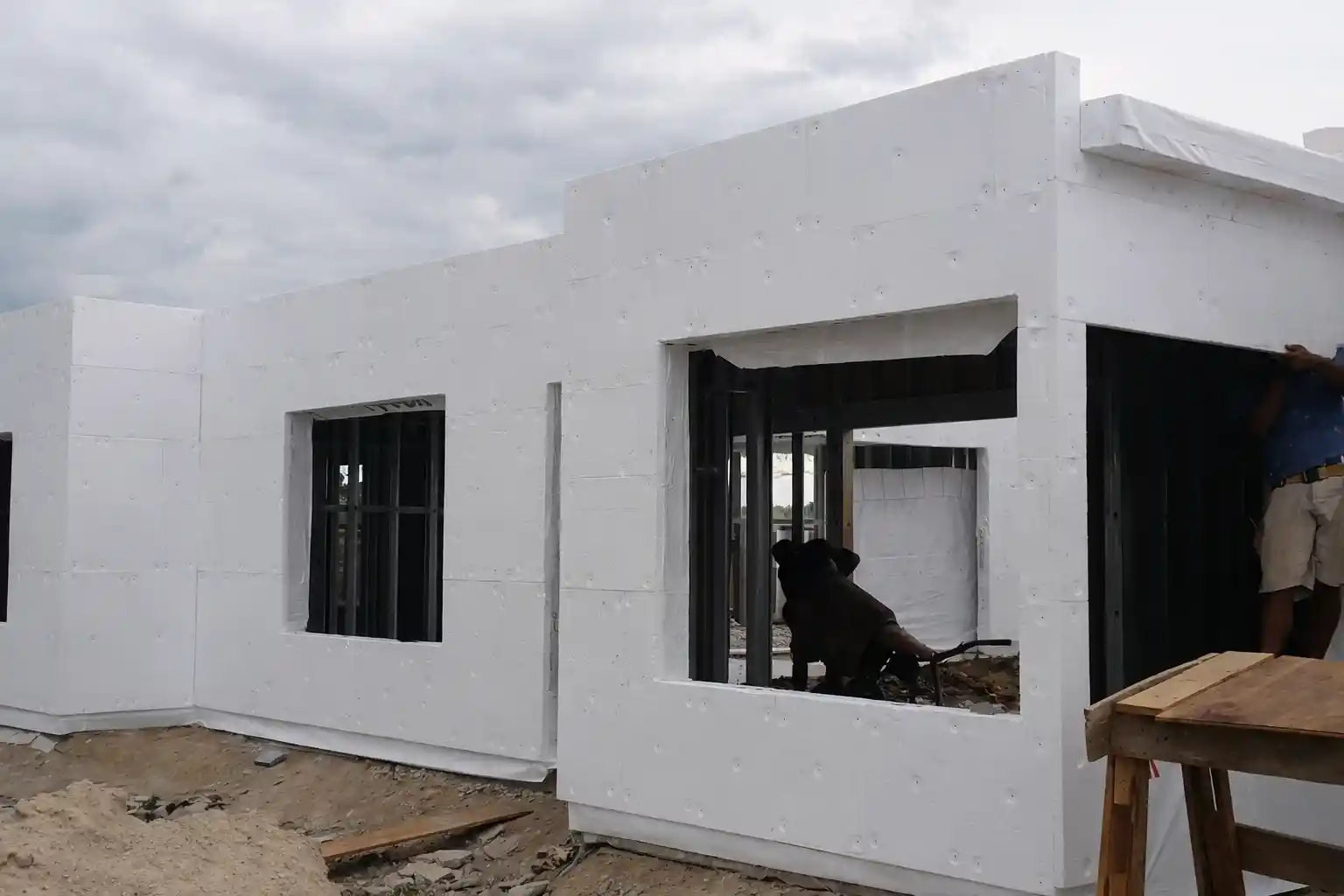 Casa moderna Steel Frame en Funes - Imagen 2