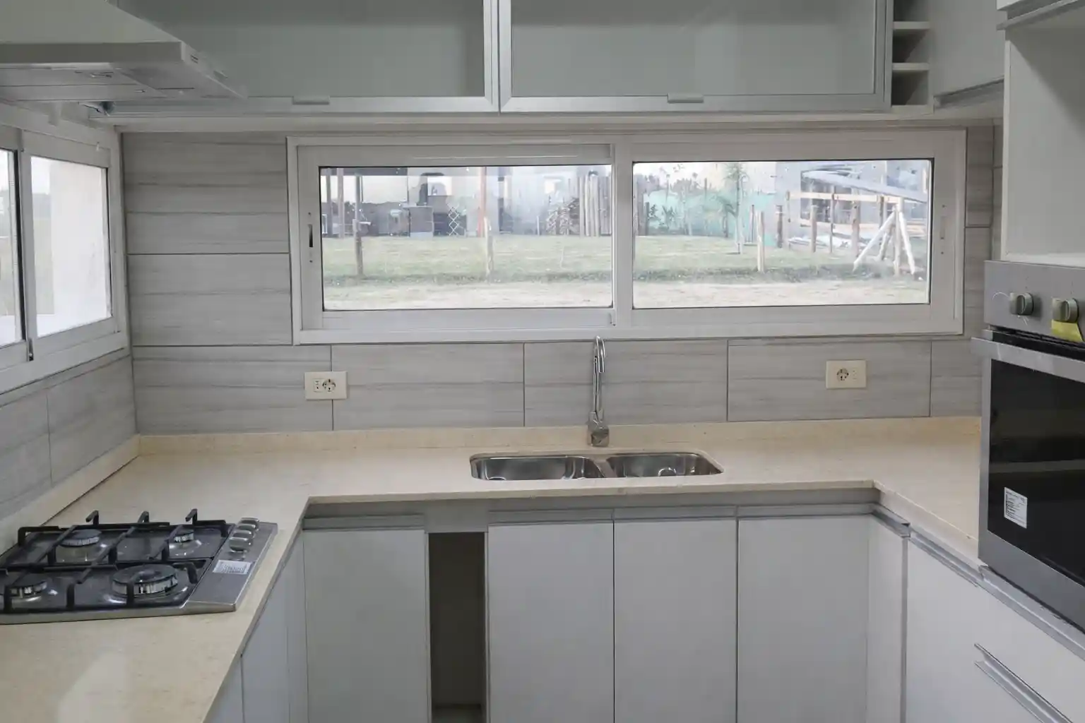 Casa moderna Steel Frame en Funes - Imagen 6