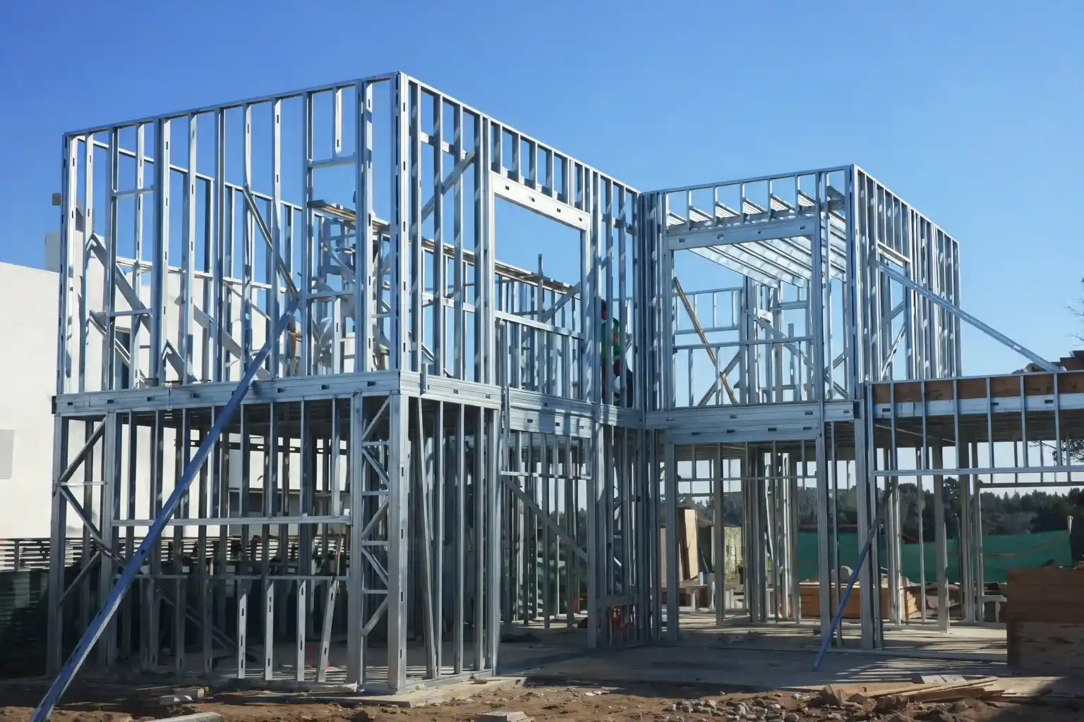 Casa minimalista Steel Frame en Funes - Imagen 4